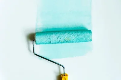 Peinture intérieure à Fontan — murs, plafonds et boiseries